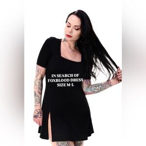 ISO FOXBLOOD DRESS WITH SLIT SIZE M-L